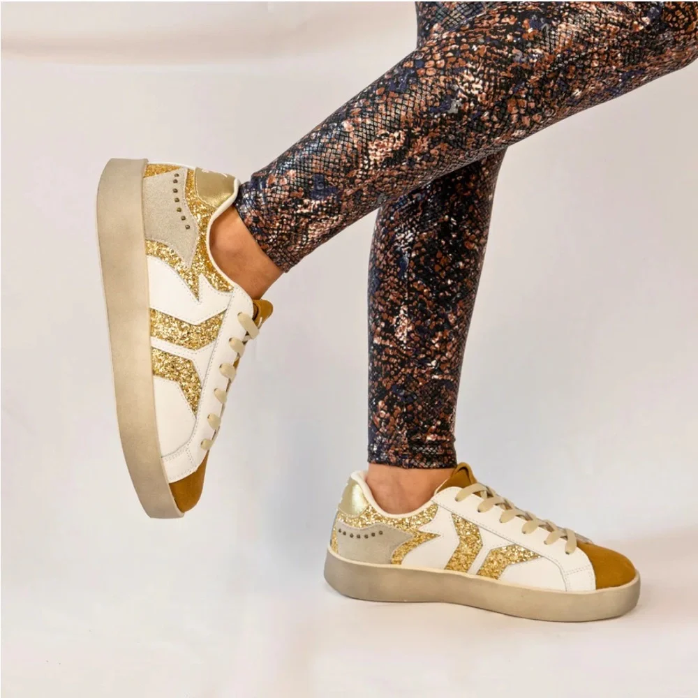 New C.O.B. Culture of Brave Play Gold Glitter Sneakers 8.5 Leather Rhinestone